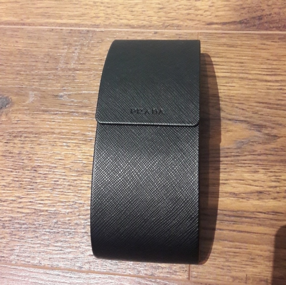 Prada Case